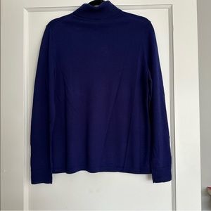 Charter Club Luxury Line 100% Merino Wool Blue Turtleneck sweater Size women’s L